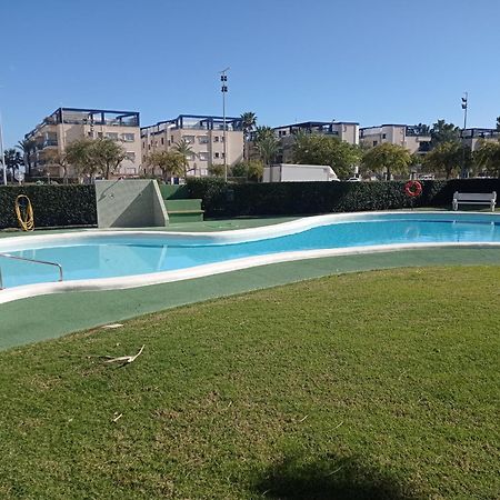Los Juncos Solo Familias Serviplaya 普拉亚西拉科 外观 照片