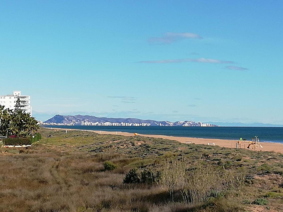 Los Juncos Solo Familias Serviplaya 普拉亚西拉科 外观 照片